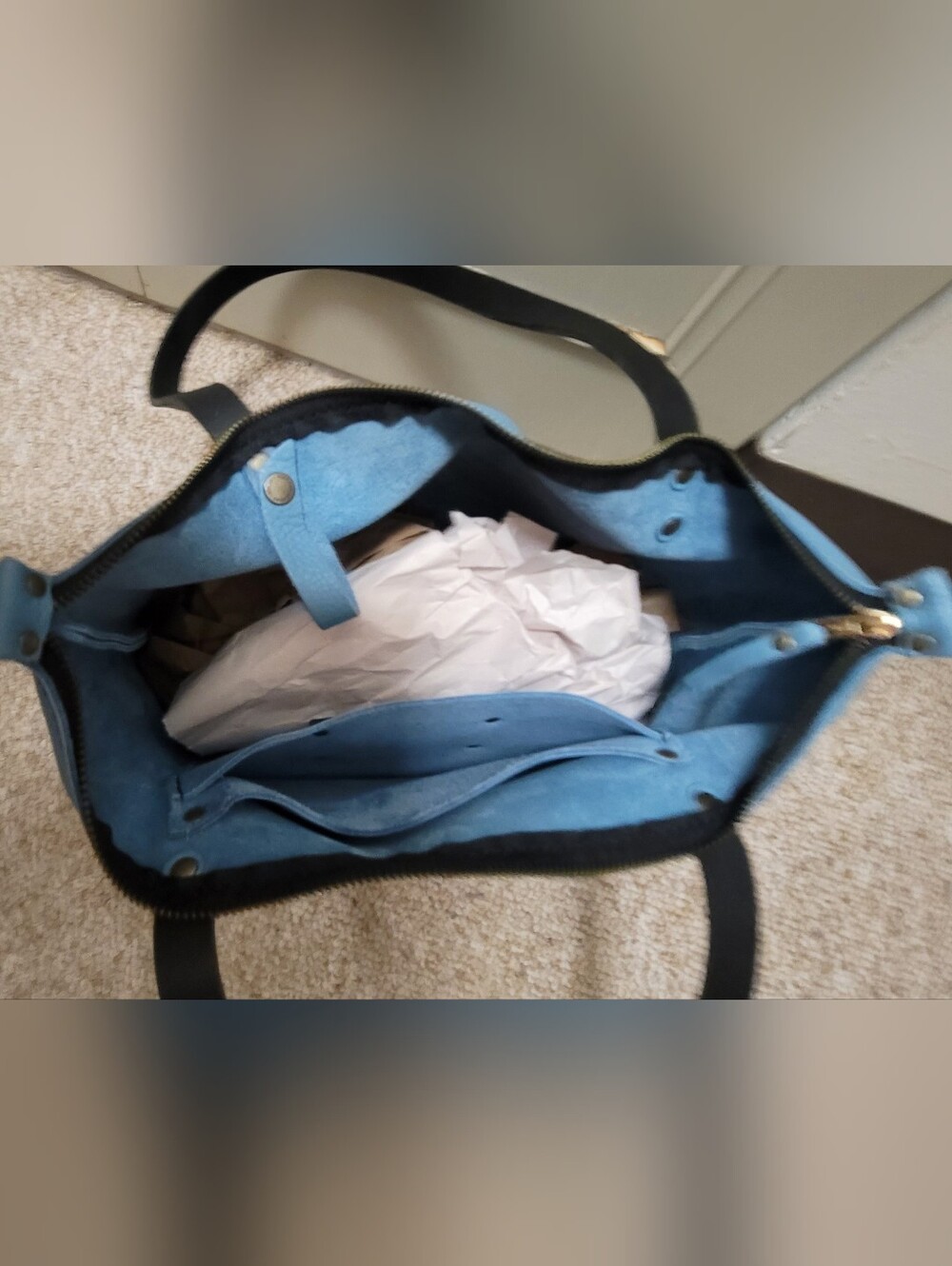 Portland Leather Medium Zip Tote In Dream - Picture 4 of 9